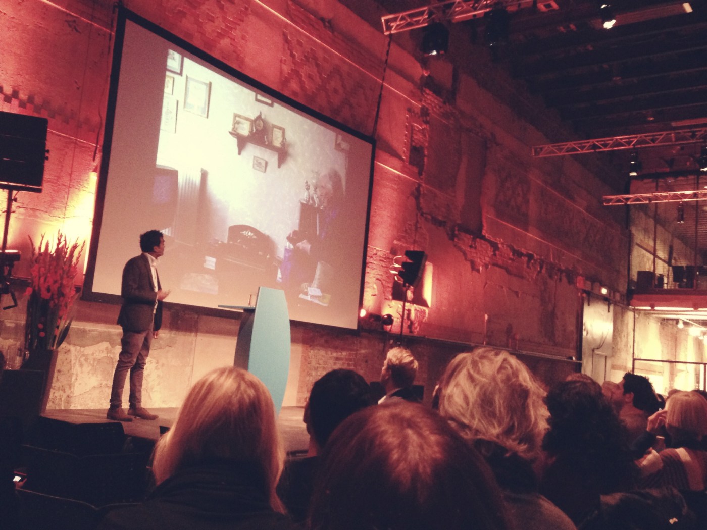 Bilde av Rama Gheerawo som foreleser i Oslo